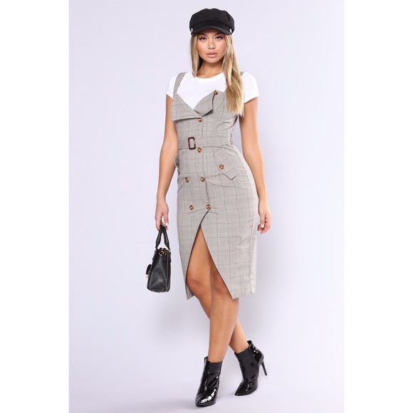 🛑Sold ✨Plaid Button Up Dress✨✨ - Picture 2 of 4